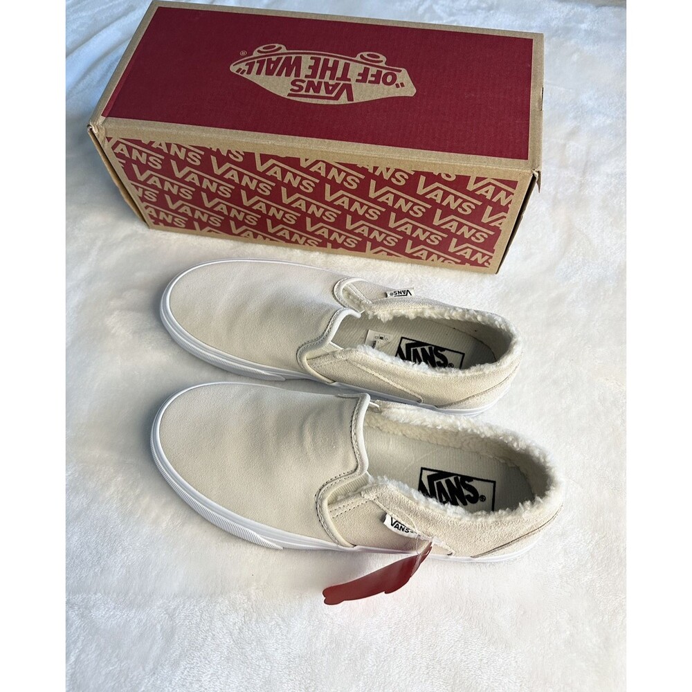 Vans Asher Hygge Turtledove Suede Sherpa Slip On Womens Size 8 VN00VOSUT4 NIB